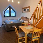 Mona & 3* Harrachov