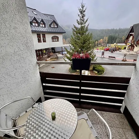 Mona & 3* Harrachov